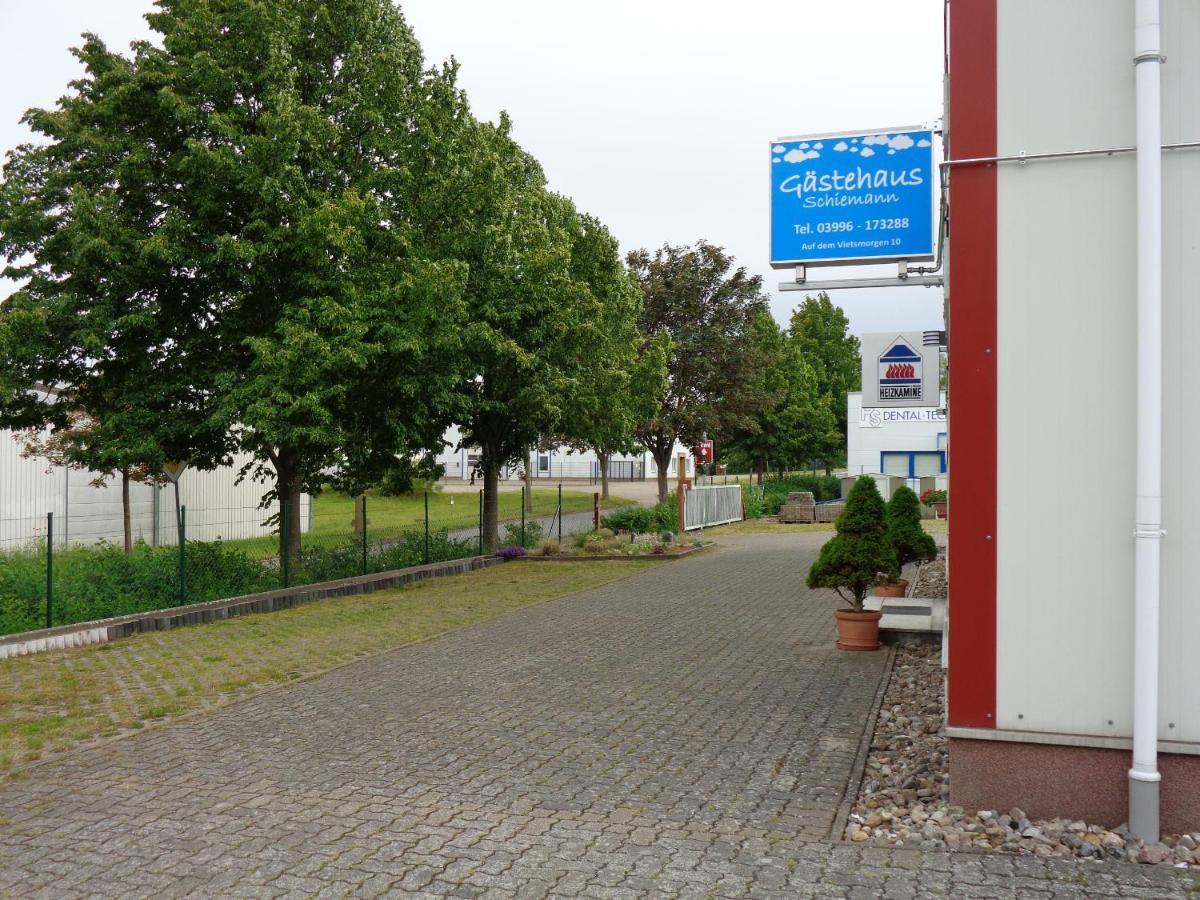 Gaestehaus Schiemann Teterow Bagian luar foto